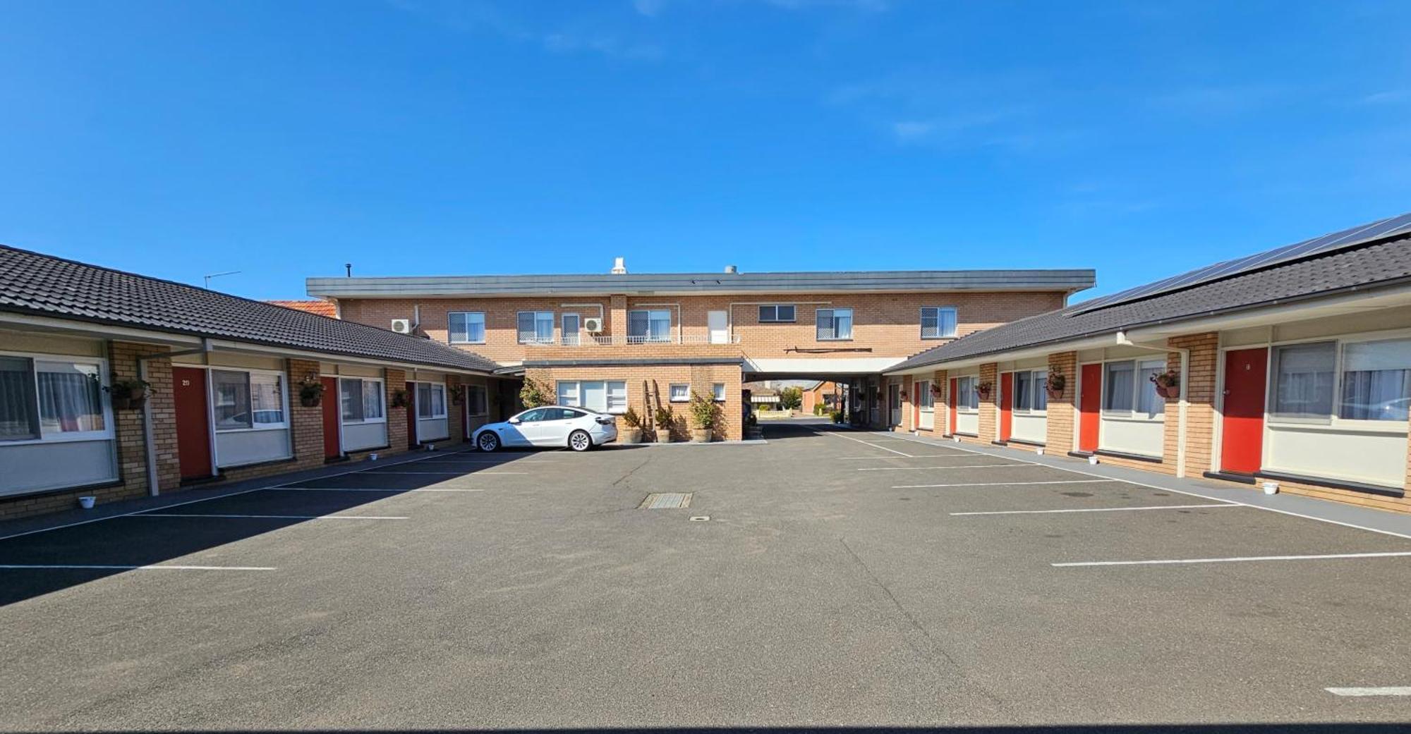 Country Lodge Motor Inn Bathurst Eksteriør bilde