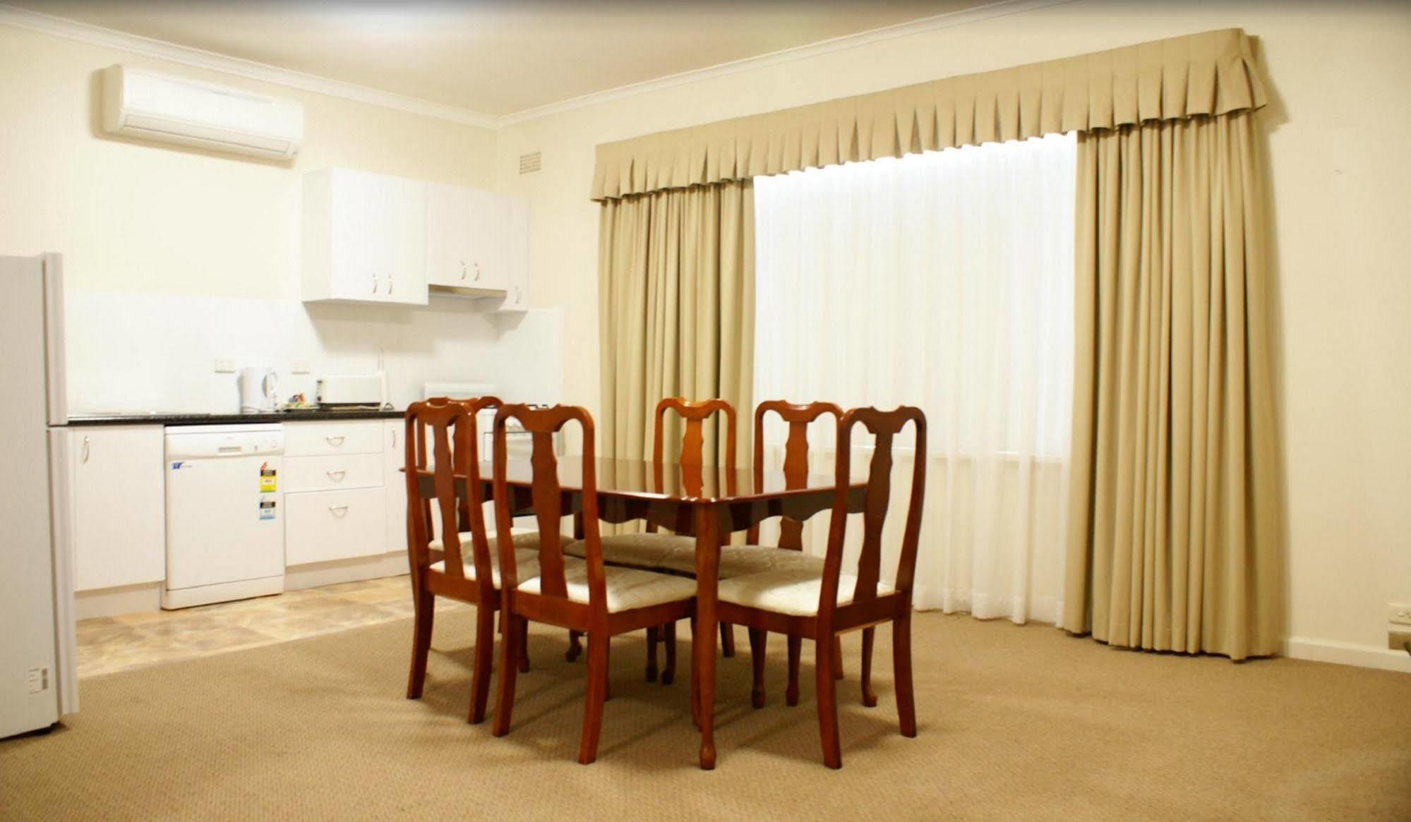 Country Lodge Motor Inn Bathurst Eksteriør bilde